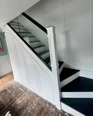 New staircase with glass , wall paneling and under stairs cupboard #fpjcarpentry #glassstaircase